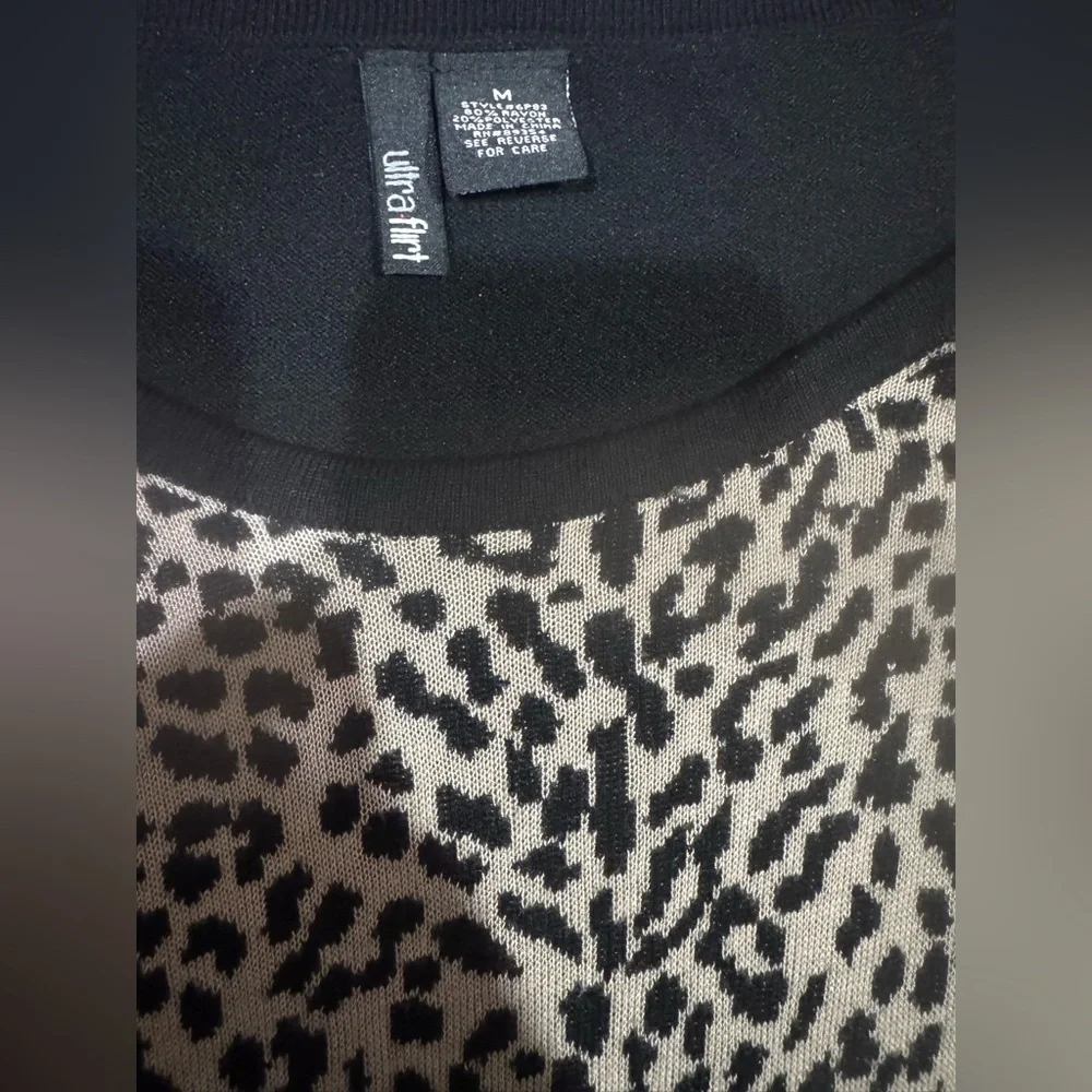 Ultra Flirt Animal Print Long Sleeve Dress - Picture 4 of 4